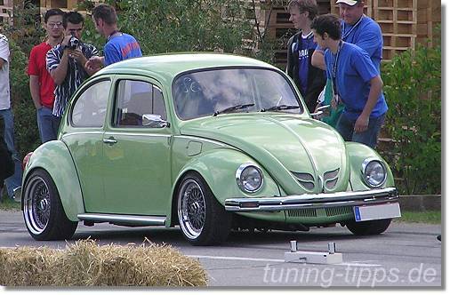 VW Käfer beim Beschleunigungsrennen